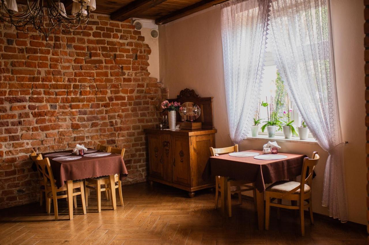 Hotel Przedzamcze Дзялдово Экстерьер фото