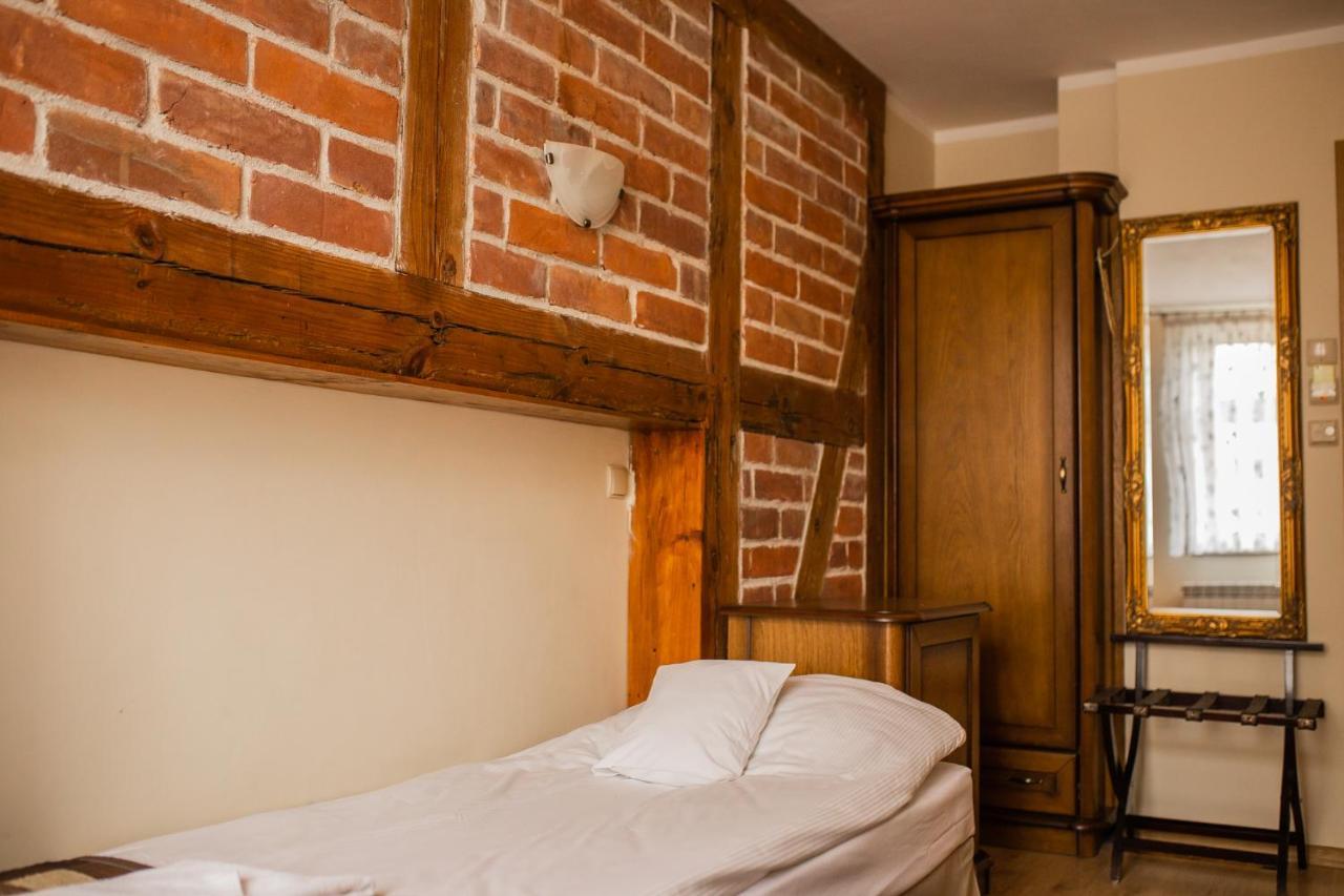 Hotel Przedzamcze Дзялдово Экстерьер фото