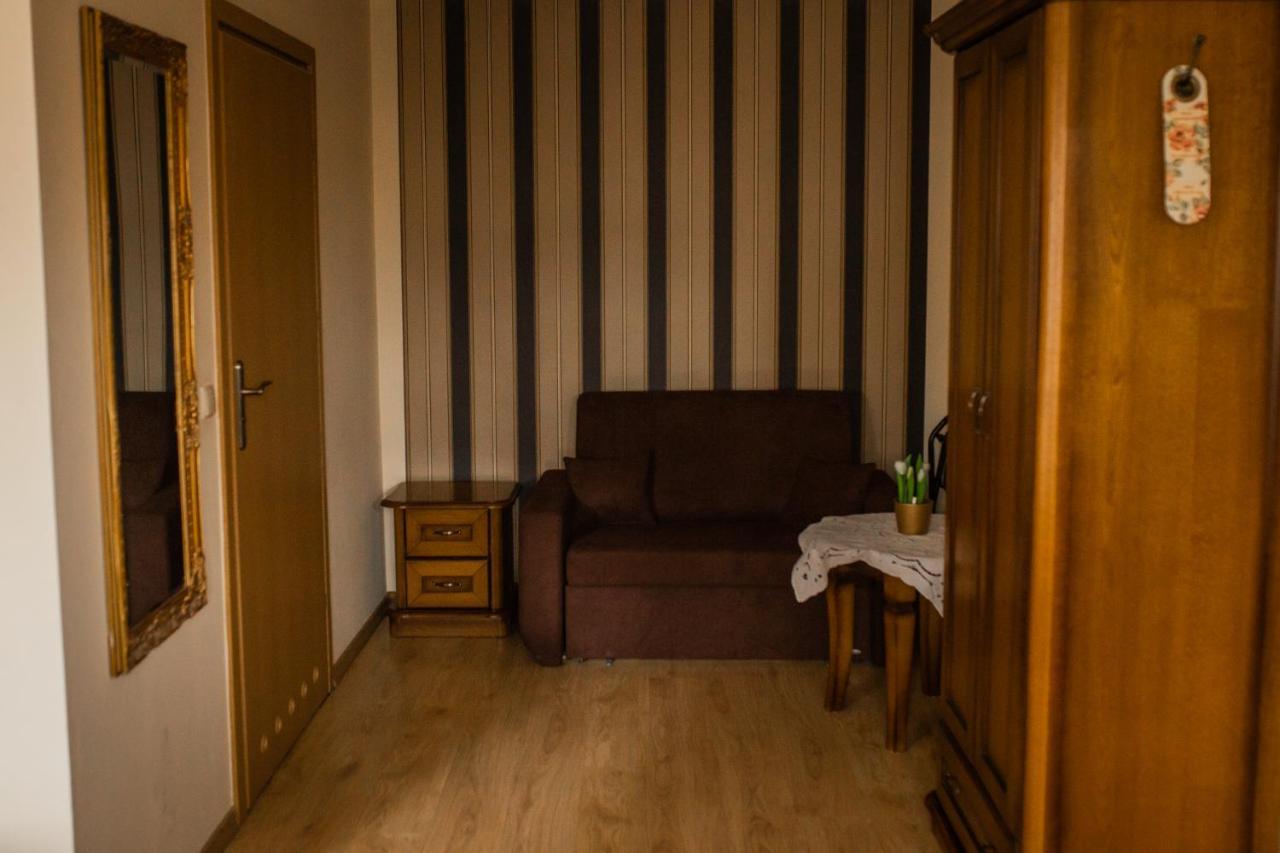 Hotel Przedzamcze Дзялдово Экстерьер фото