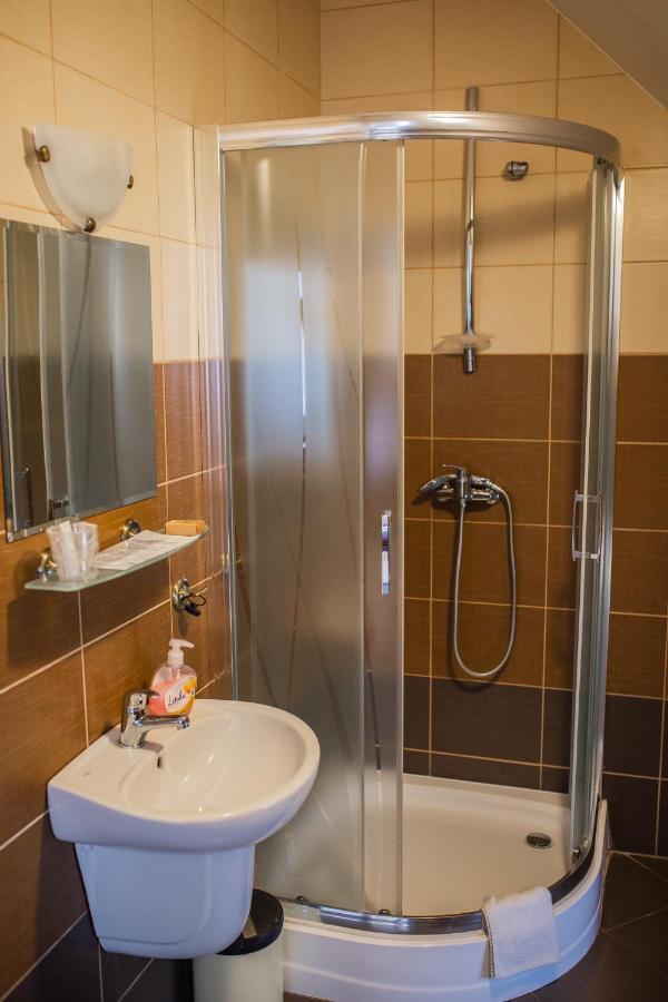 Hotel Przedzamcze Дзялдово Экстерьер фото